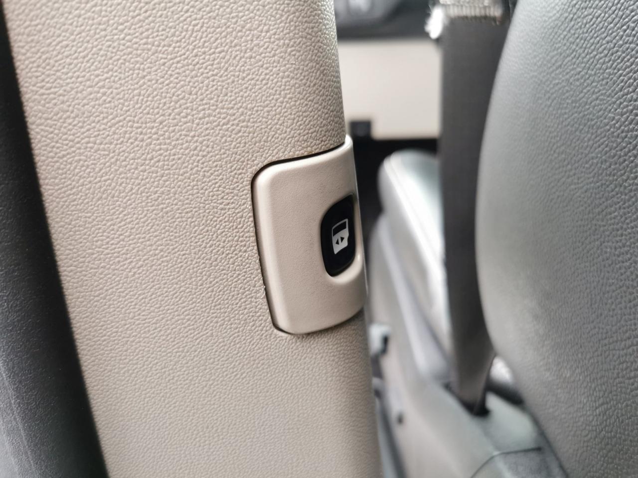 2016 Dodge Grand Caravan SE Plus - Photo #17