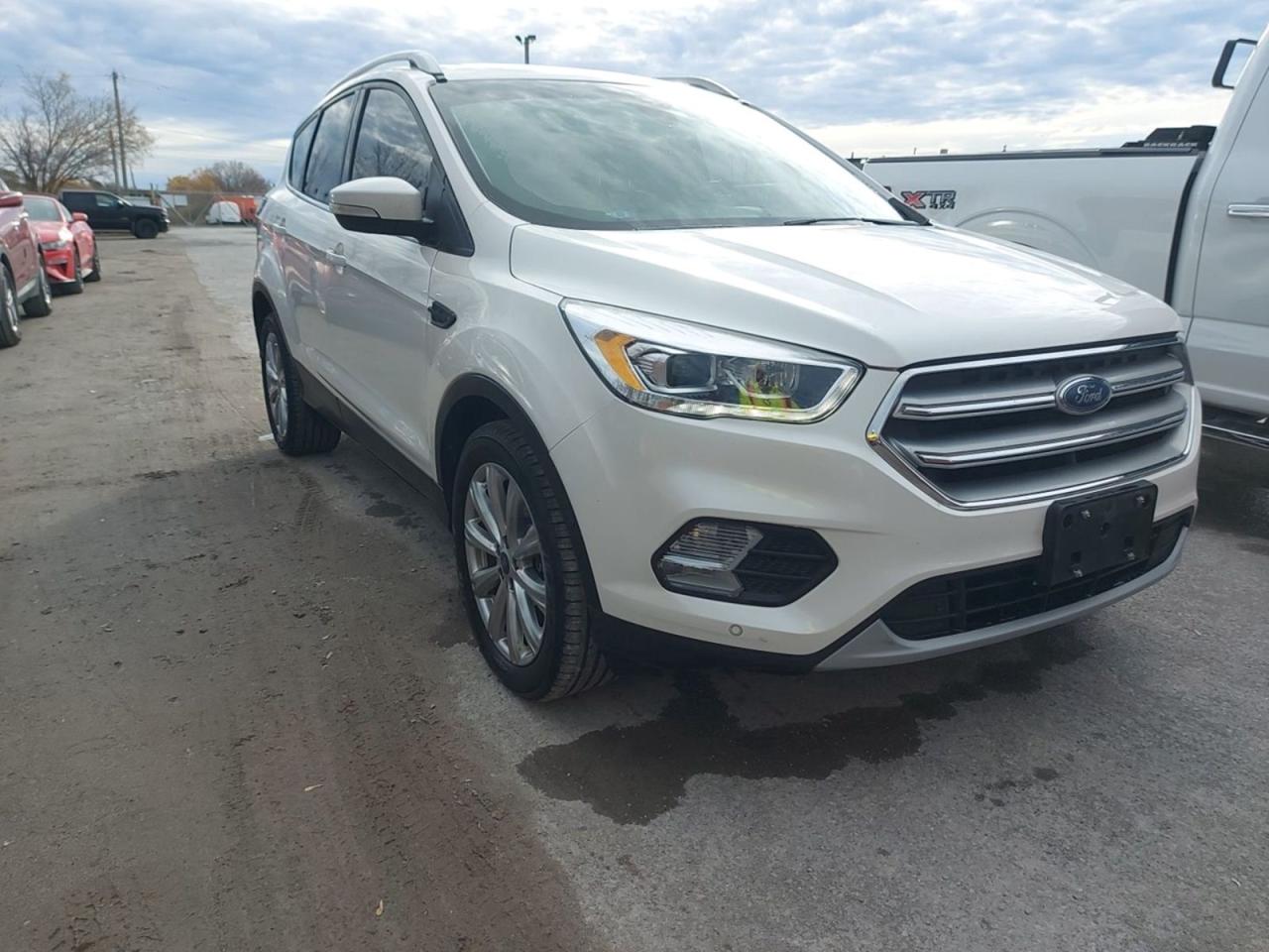 2018 Ford Escape Titanium - Photo #4