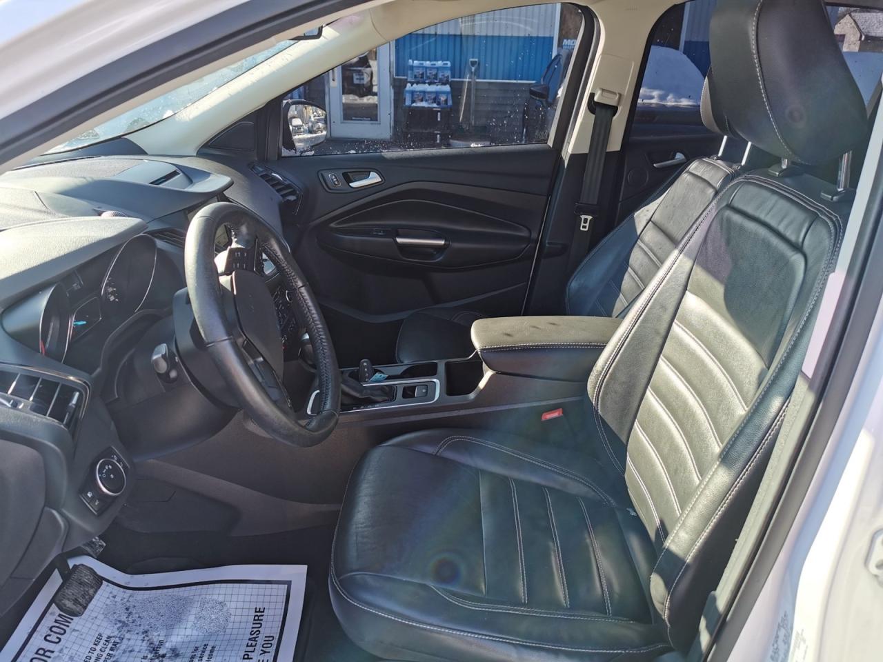 2018 Ford Escape Titanium Photo