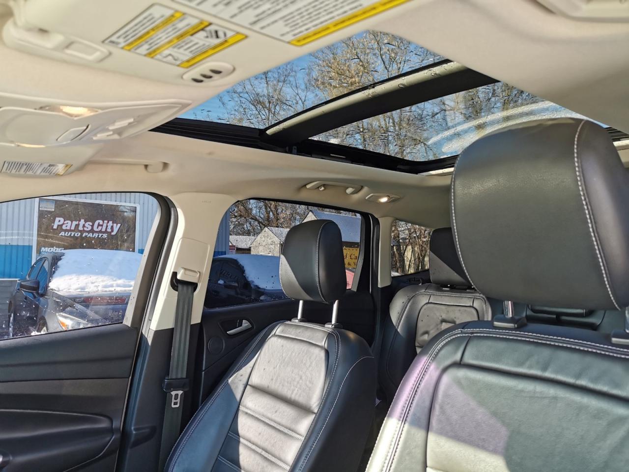 2018 Ford Escape Titanium Photo