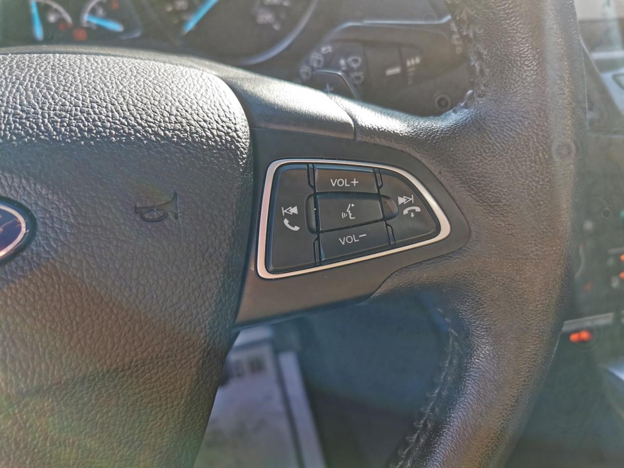 2018 Ford Escape Titanium Photo