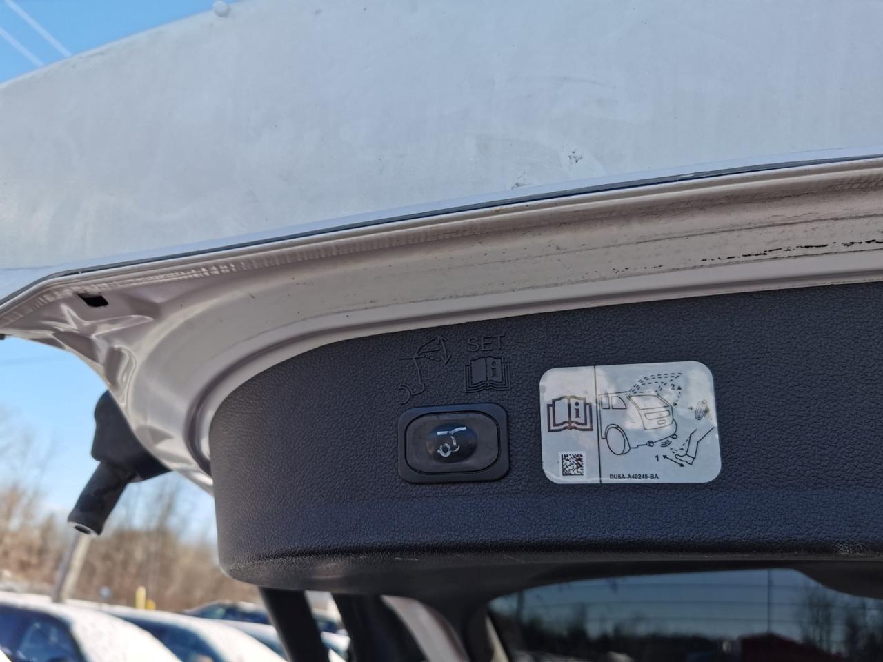 2018 Ford Escape Titanium Photo