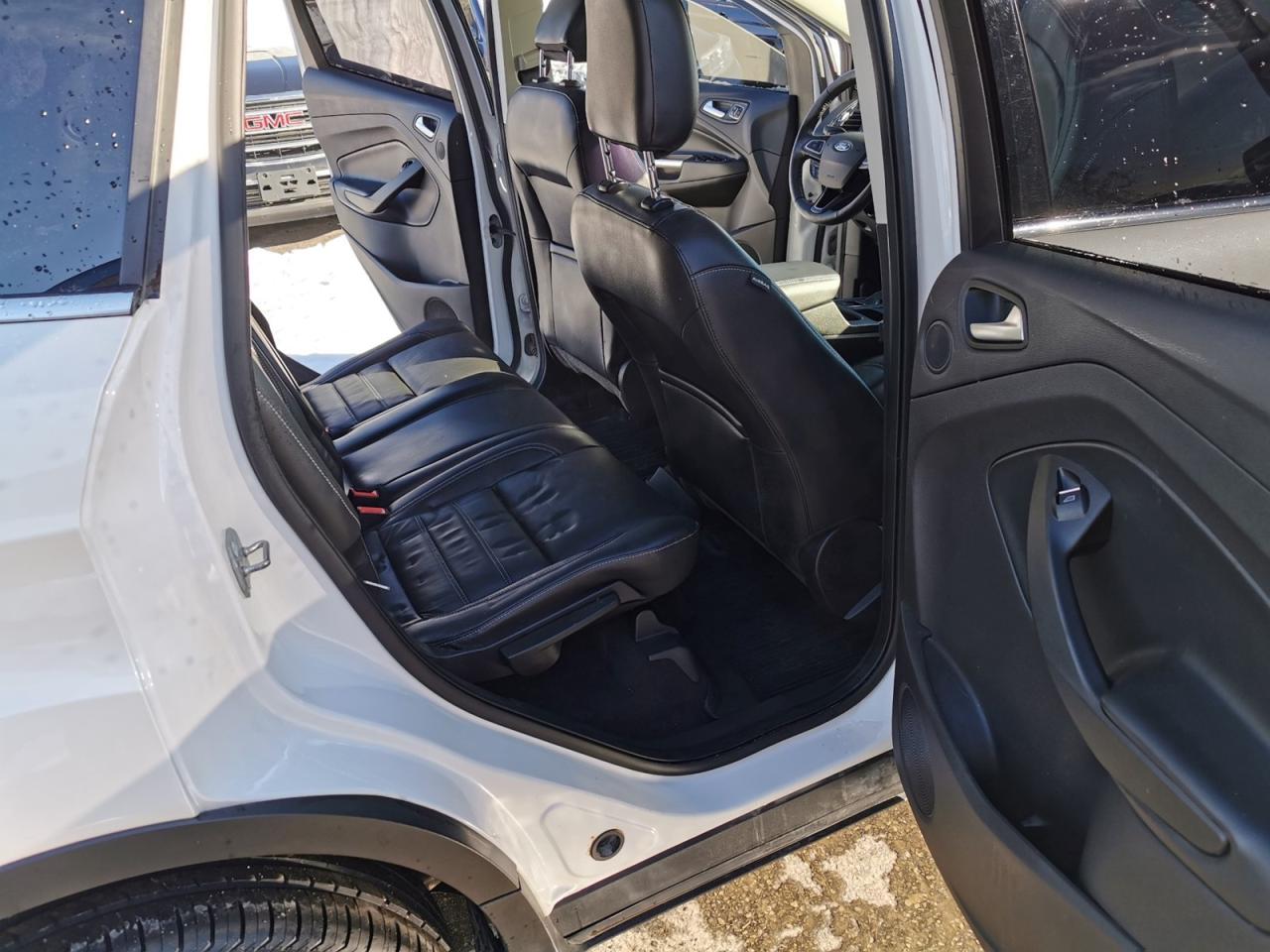 2018 Ford Escape Titanium Photo