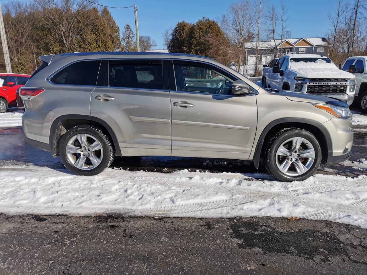 2015 Toyota Highlander Limited V6 Photo3