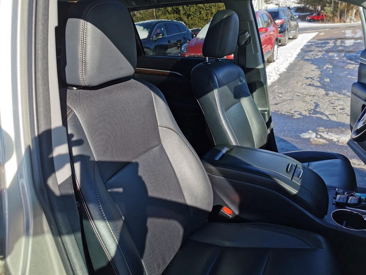 2015 Toyota Highlander Limited V6 Photo