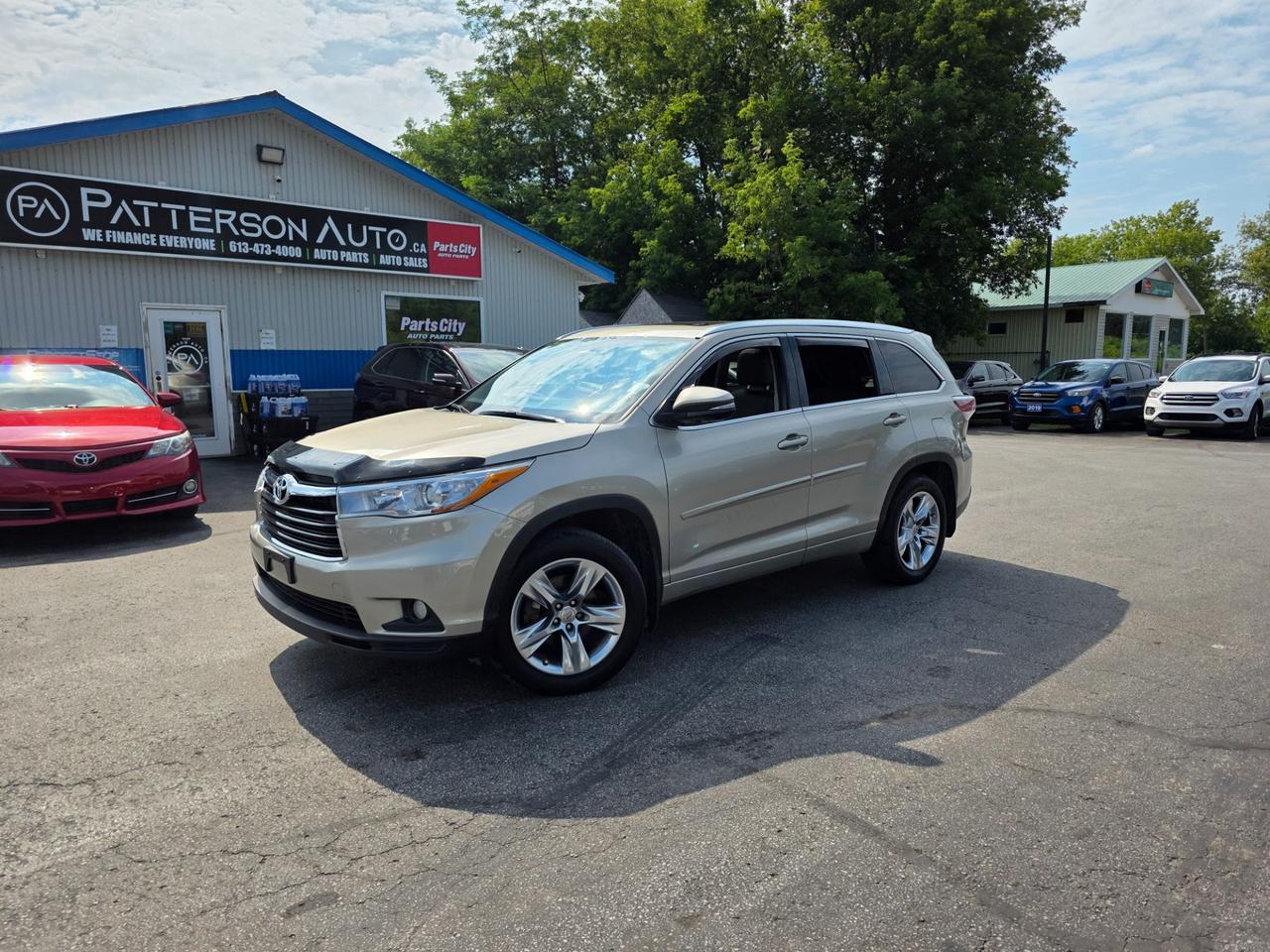<p>V6 - AWD - LEATHER - ALLOYS Discover the perfect blend of luxury and performance with the 2015 Toyota Highlander Limited V6, available now at Patterson Auto Sales. This pre-owned SUV is designed to elevate your driving experience, featuring sumptuous leather seating that promises unparalleled comfort on every journey. Under the hood, you'll find a robust 3.5L V6 DOHC 24V engine that delivers smooth and powerful performance, whether you're cruising through city streets or exploring the open road. Don't miss your chance to own this exceptional vehicle that combines style, capability, and reliability. Visit us today and drive away in your dream SUV!</p>