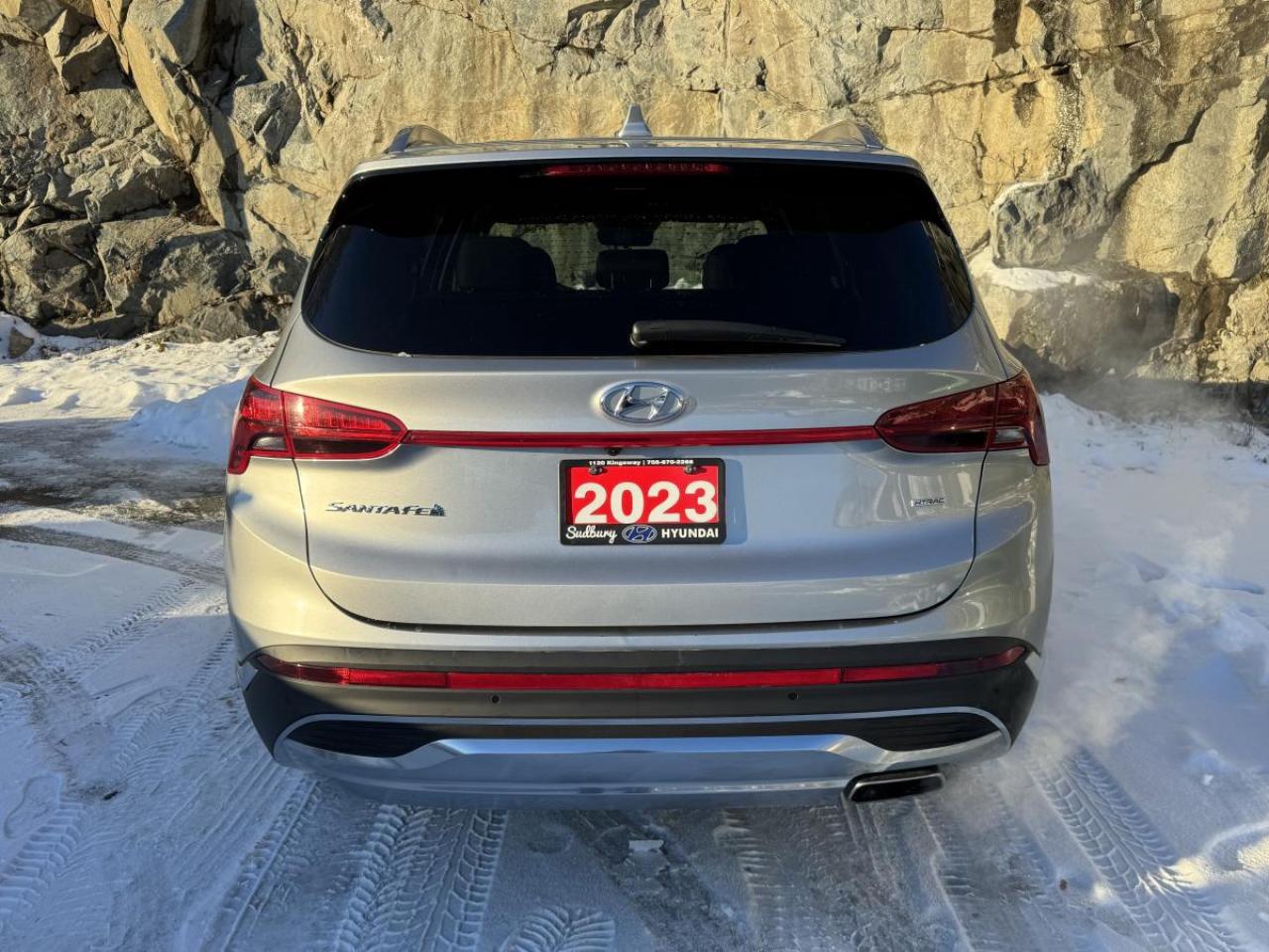2023 Hyundai Santa Fe Preferred AWD Photo4