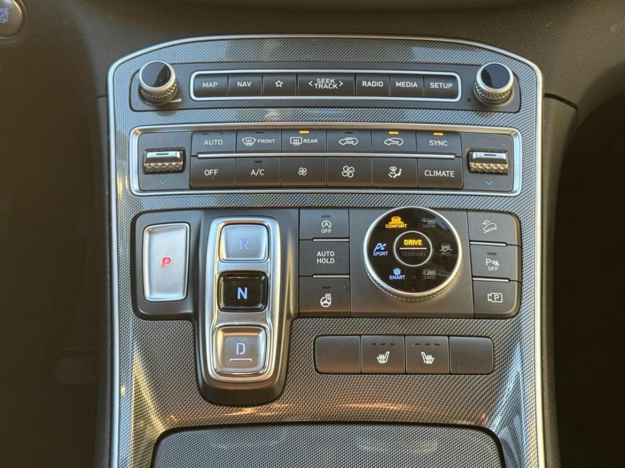 2023 Hyundai Santa Fe Preferred AWD Photo