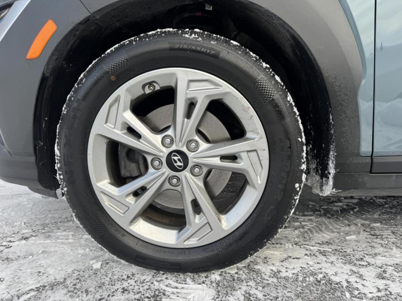 2022 Hyundai KONA 2.0L Preferred AWD w/Sun &amp; Leather Package Photo