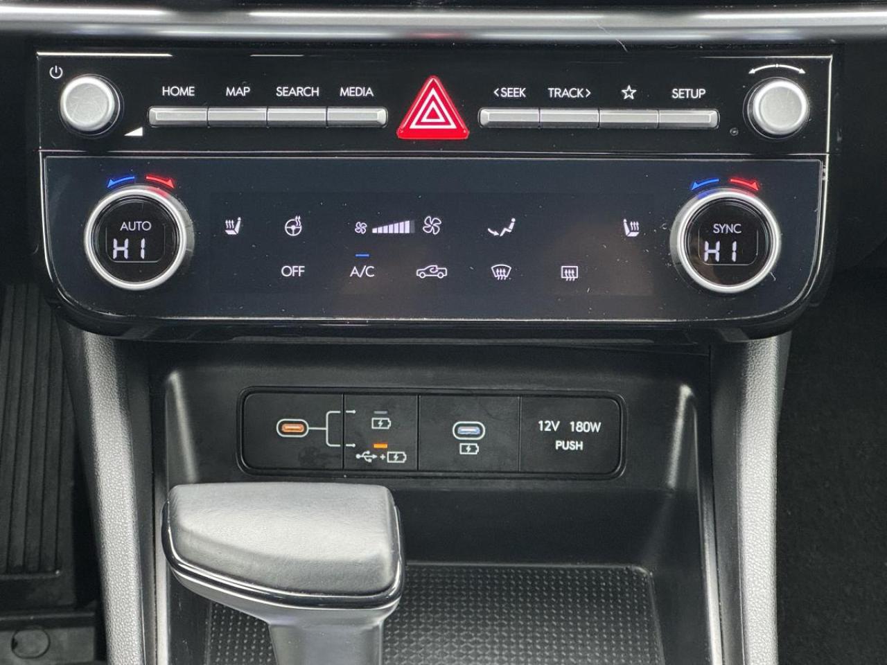 2025 Hyundai Santa Cruz PREFERRED AWD Photo