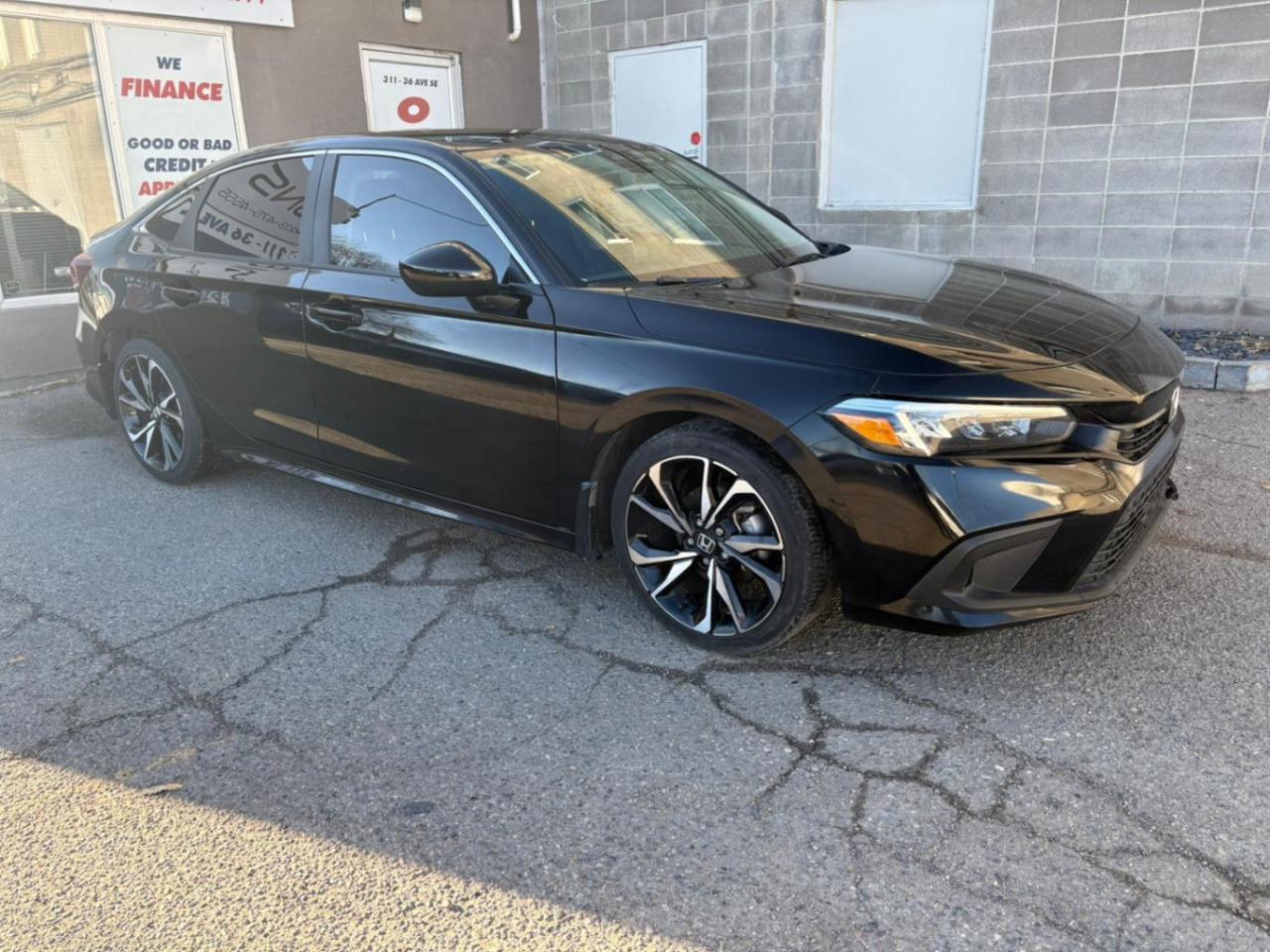 Used 2025 Honda Civic Sedan LX CVT for sale in Calgary, AB