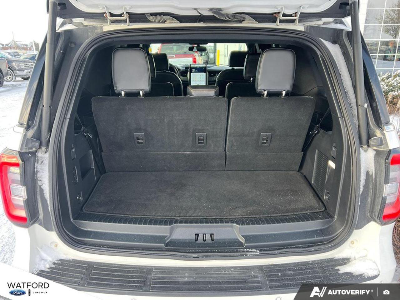 2023 Ford Expedition Platinum 4x4 Photo