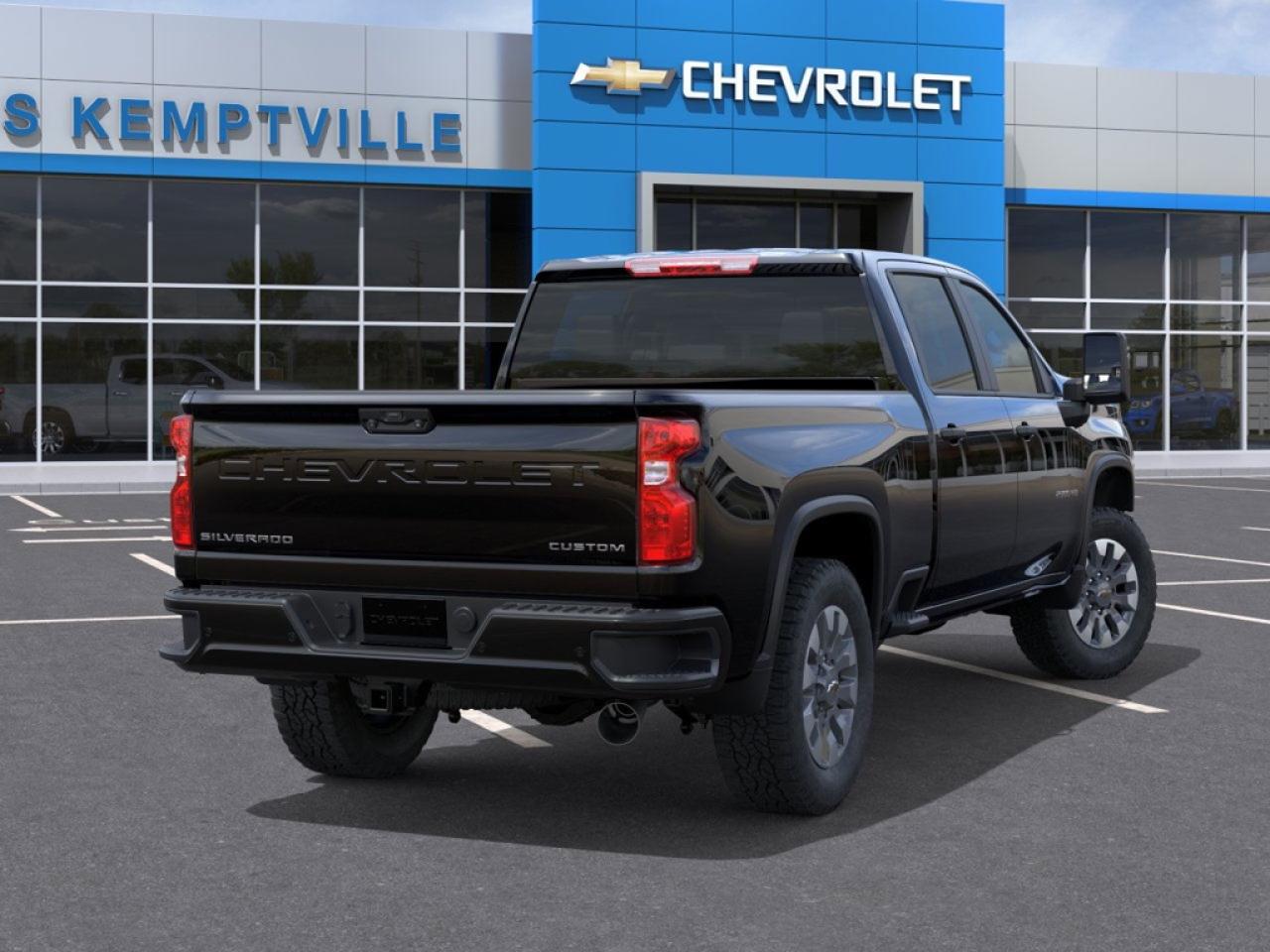 2026 Chevrolet Silverado 2500 HD Custom Photo3