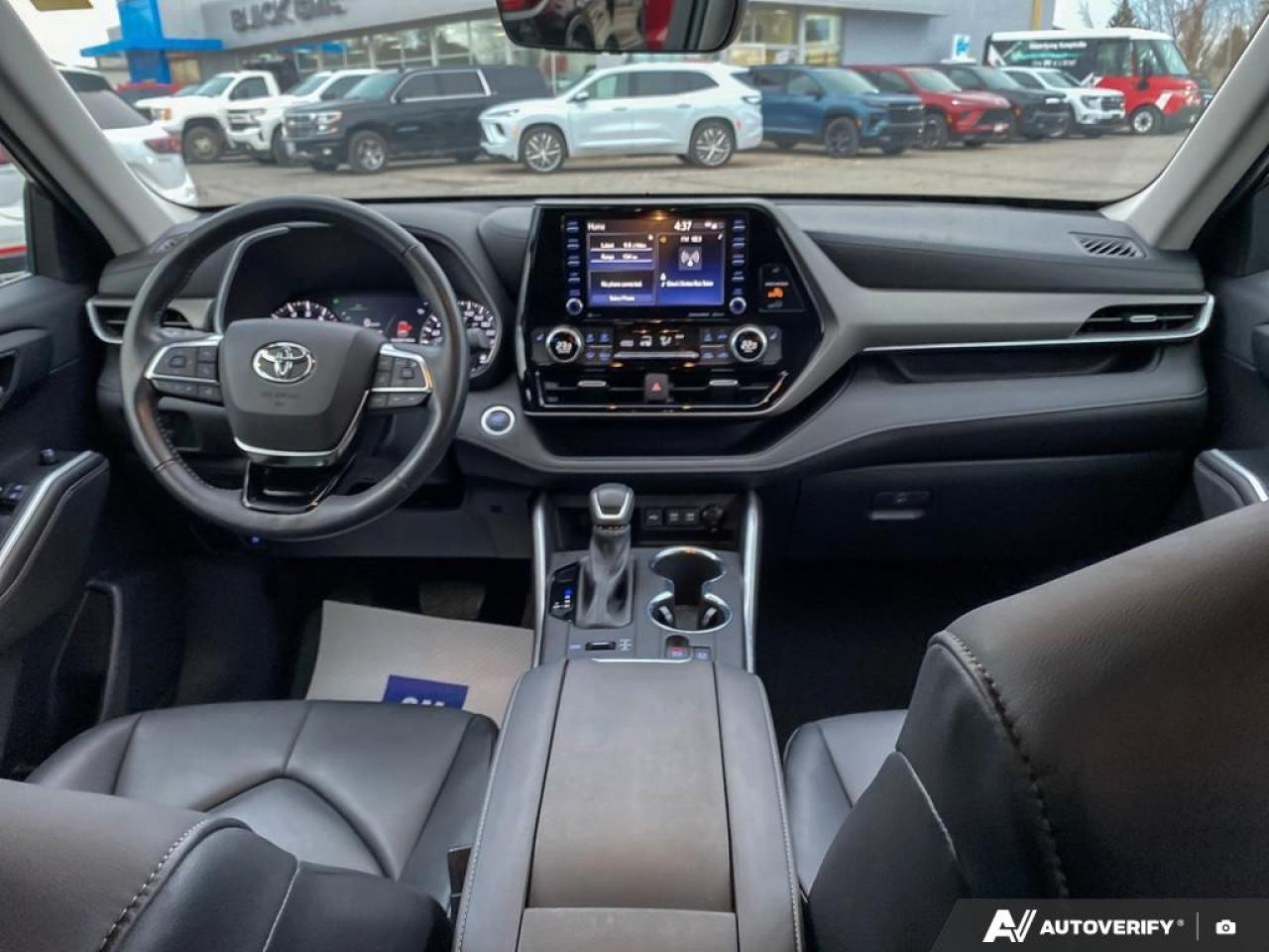 2020 Toyota Highlander XLE  - Sunroof -  Power Liftgate Photo