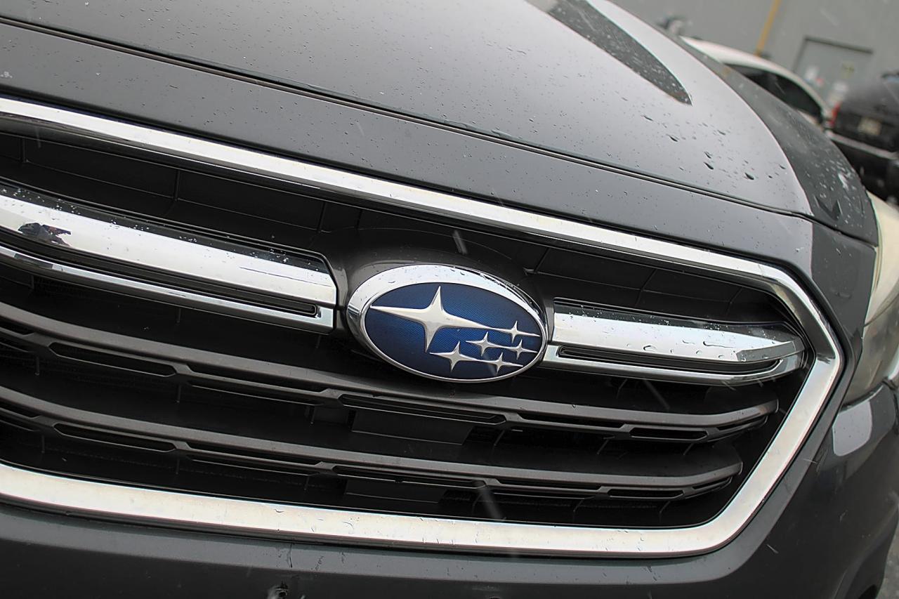 2019 Subaru Outback LIMITED Photo