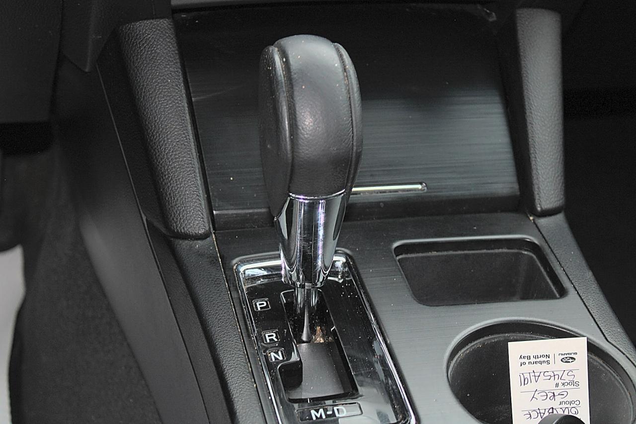 2019 Subaru Outback LIMITED Photo