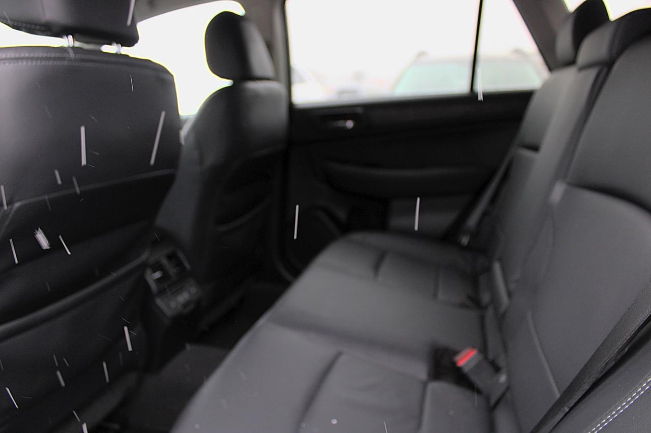 2019 Subaru Outback LIMITED Photo