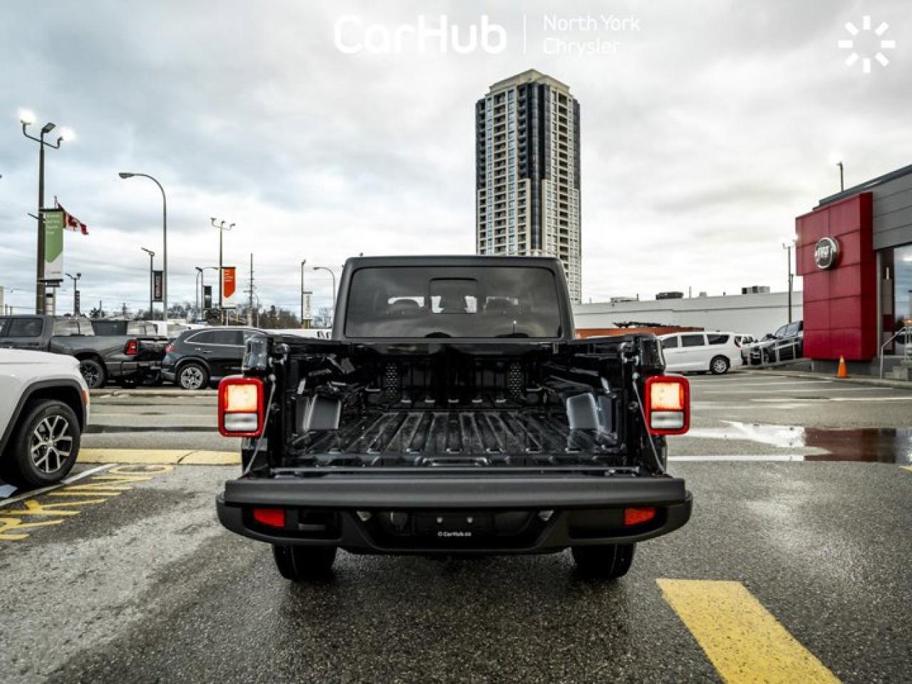 2026 Jeep Gladiator Sport S Freedom Top ACC U-Connect 12.3'' Screen Apple CarPlay Android Auto Photo