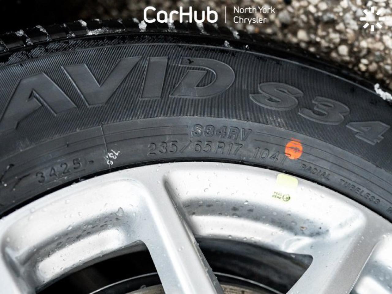 2026 Chrysler Pacifica SELECT FWD Safety sphere Uconnect Theater Family Group II Photo