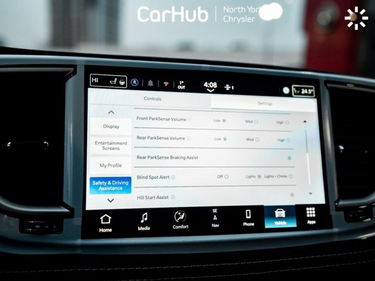 2026 Chrysler Pacifica SELECT FWD Safety sphere Uconnect Theater Family Group II Photo