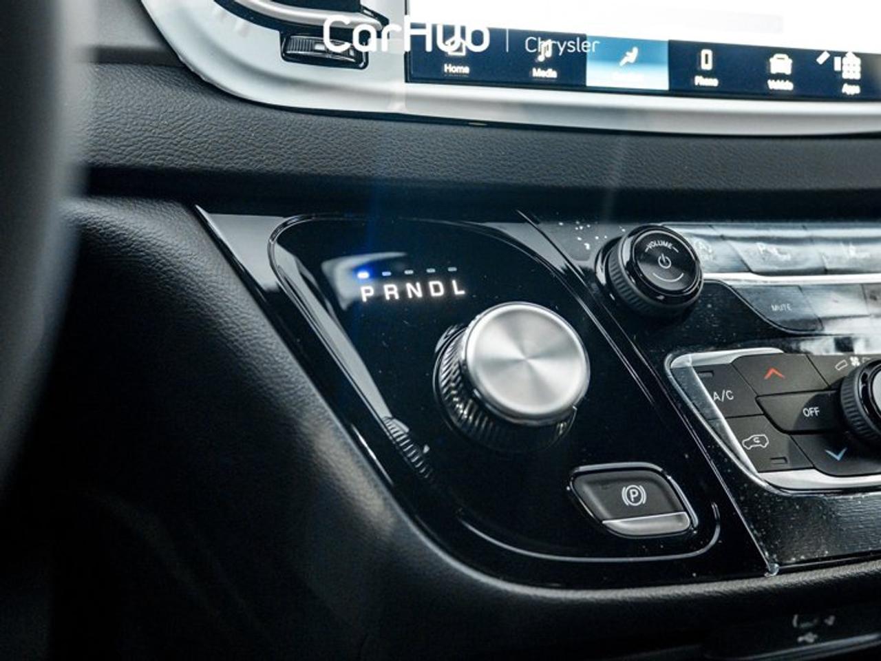 2026 Dodge Grand Caravan SXT 7 Seater Heated Seats & Wheel ACC Apple CarPlay Android Auto Photo