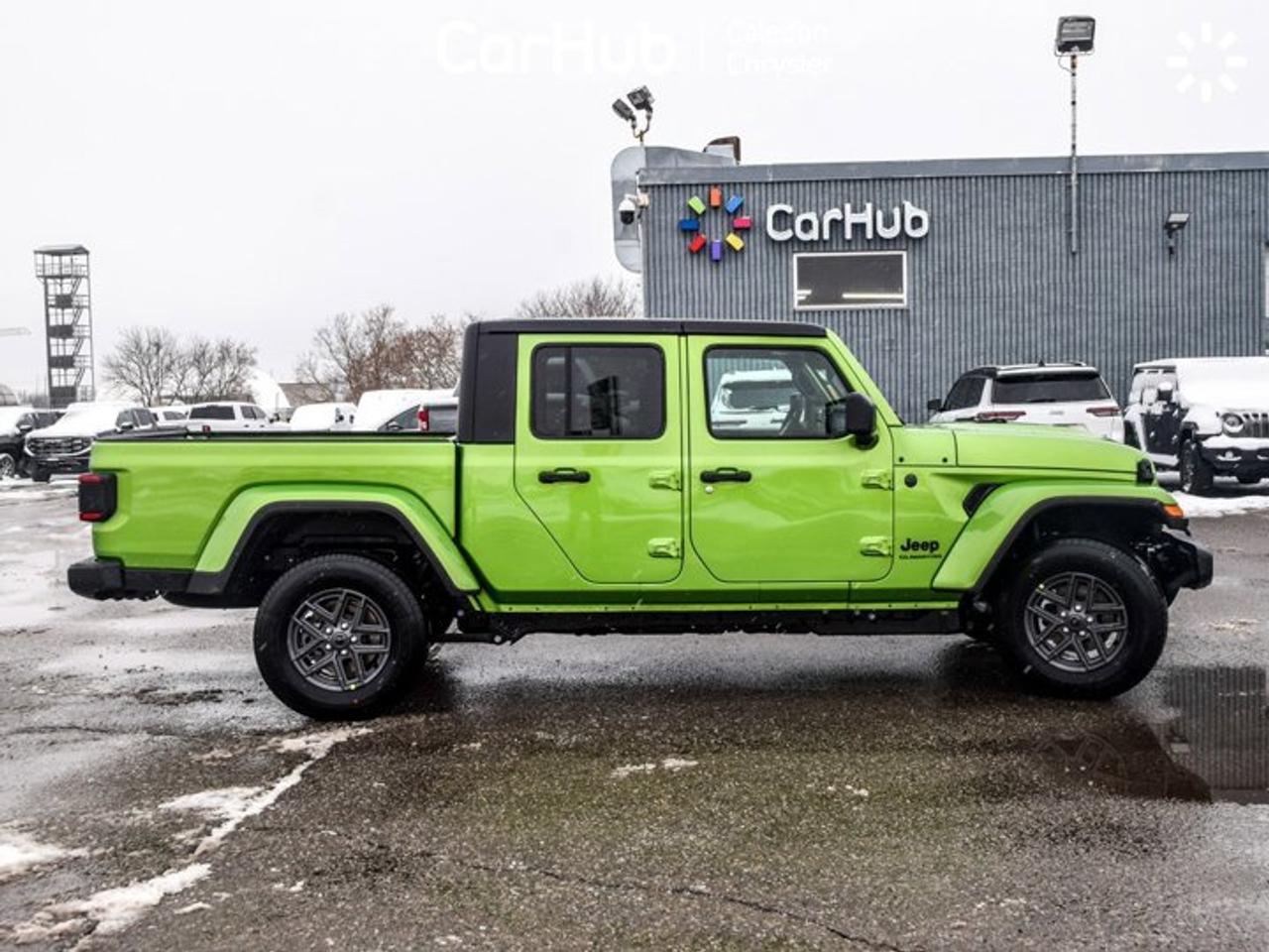 2026 Jeep Gladiator Sport S Black Freedom Top 12.3"Display Safety Group Remote Start Photo