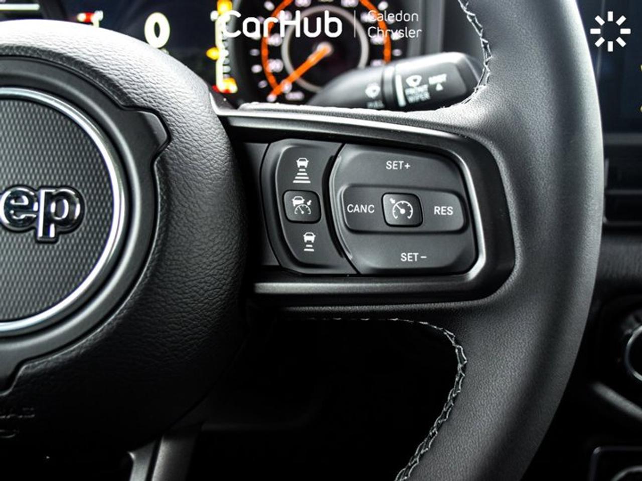 2026 Jeep Gladiator Sport S Black Freedom Top 12.3"Display Safety Group Remote Start Photo