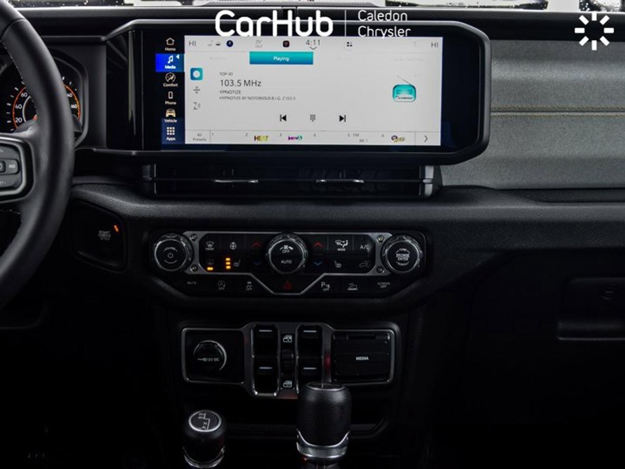 2026 Jeep Gladiator Sport S Black Freedom Top 12.3"Display Safety Group Remote Start Photo