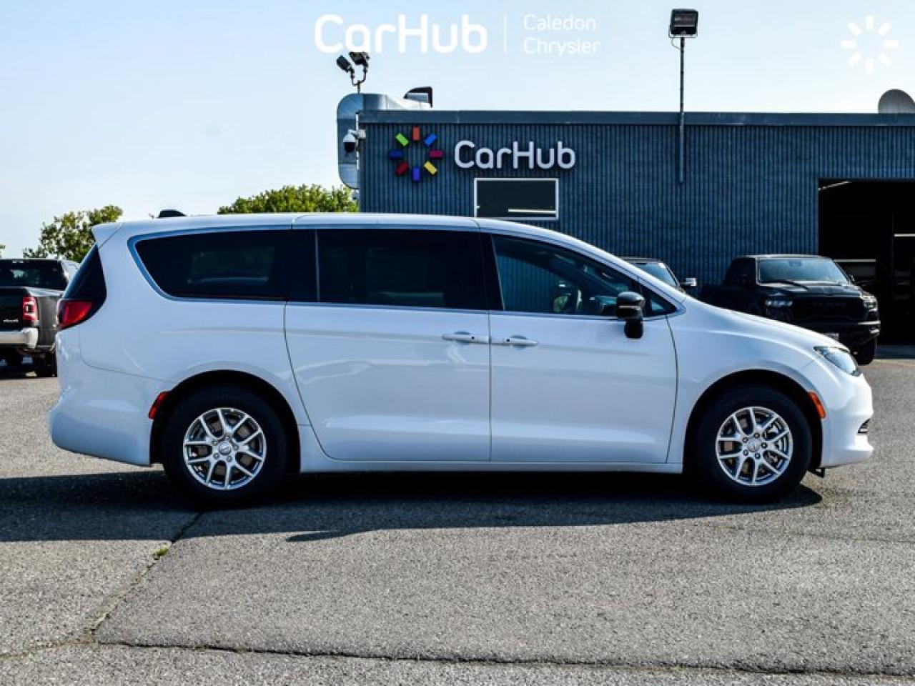 2026 Dodge Grand Caravan SXT 7 Seater 10.1"Display Blind Spot Pwr Sliding Doors Photo