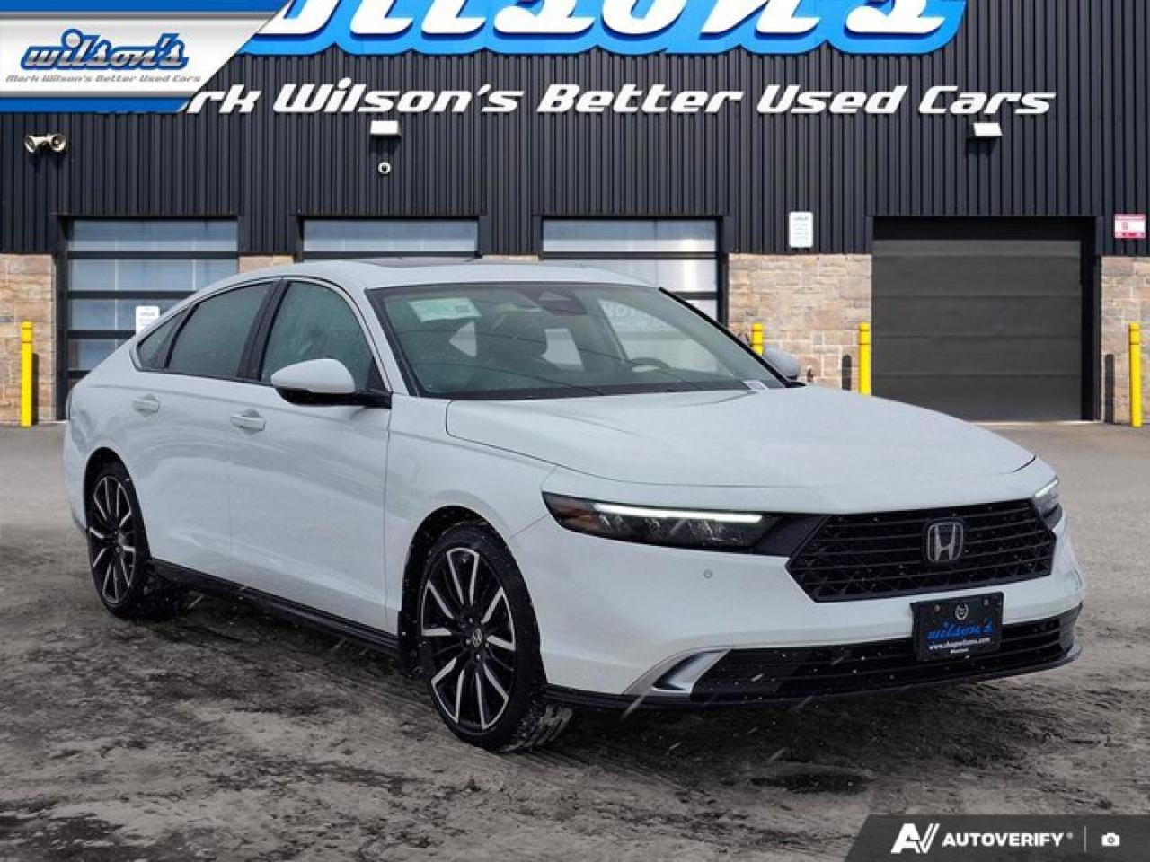 2024 Honda Accord Hybrid Touring | Leather | Sunroof | Nav | Adaptive Cruise | Cooled + Heated Seats | Heated Wheel & More ! Photo