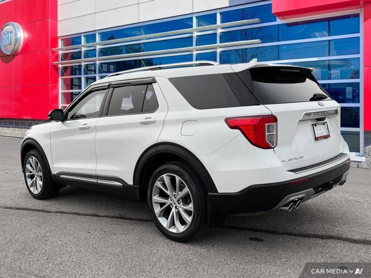 2021 Ford Explorer Platinum | Loaded | EcoBoost | Leather | Moonroof | and More ! Photo