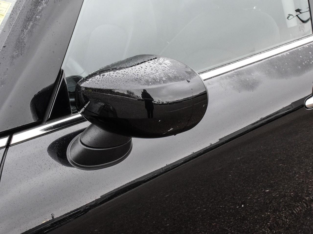 2024 MINI 3 Door Cooper FWD Photo