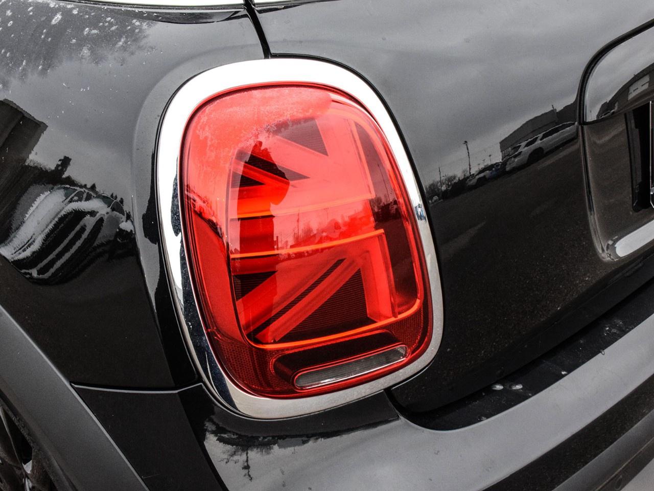 2024 MINI 3 Door Cooper FWD Photo