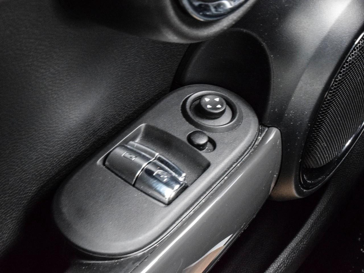 2024 MINI 3 Door Cooper FWD Photo