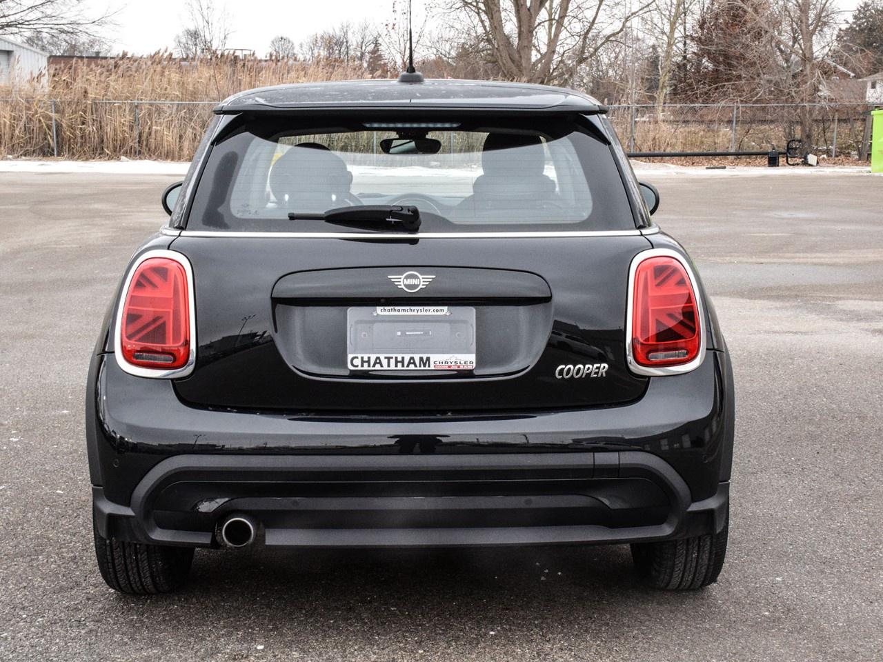 2024 MINI 3 Door Cooper FWD Photo