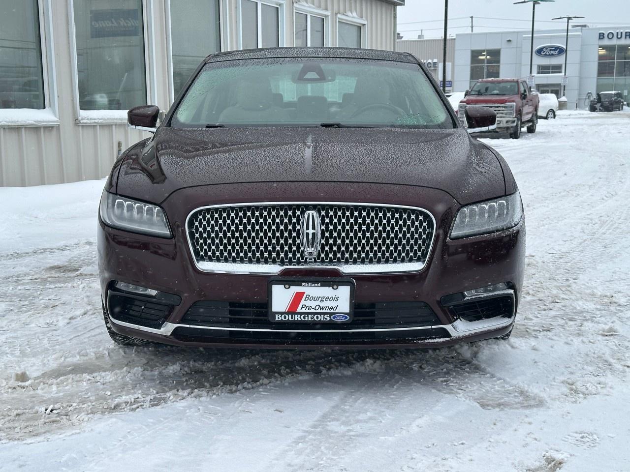 2017 Lincoln Continental 4DR SDN RESERVE Photo