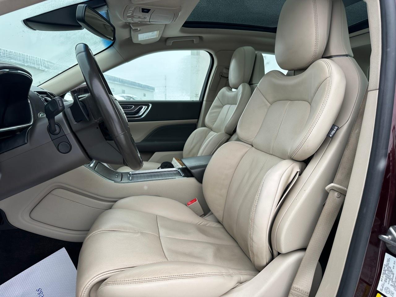 2017 Lincoln Continental 4DR SDN RESERVE Photo