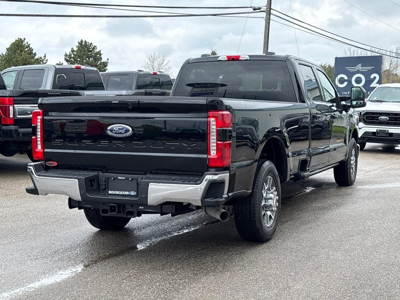 2026 Ford F-350 Super Duty SRW LARIAT 2WD Crew Cab 8' Box Photo