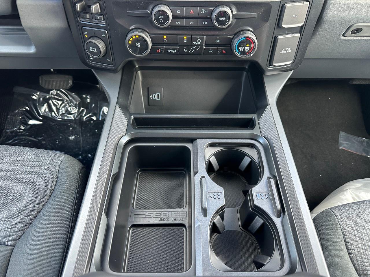 2026 Ford F-350 Super Duty SRW XLT 4WD CREW CAB 6.75' BOX Photo