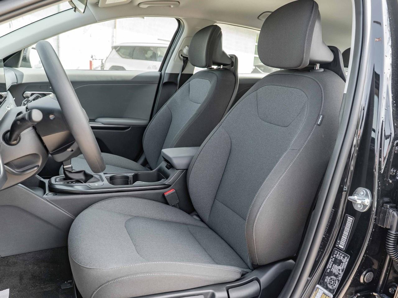 2025 Kia K4 Lx Fwd Photo