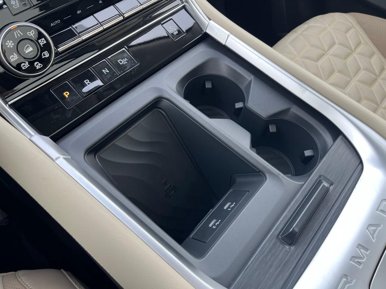 2026 Nissan Armada 4X4 PLATINUM Photo