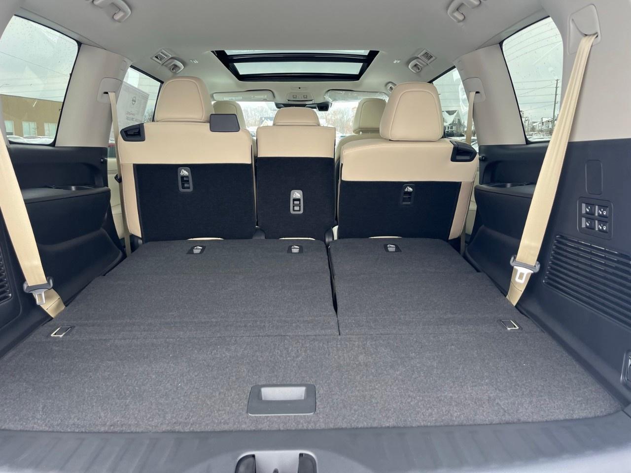 2026 Nissan Armada 4X4 PLATINUM Photo