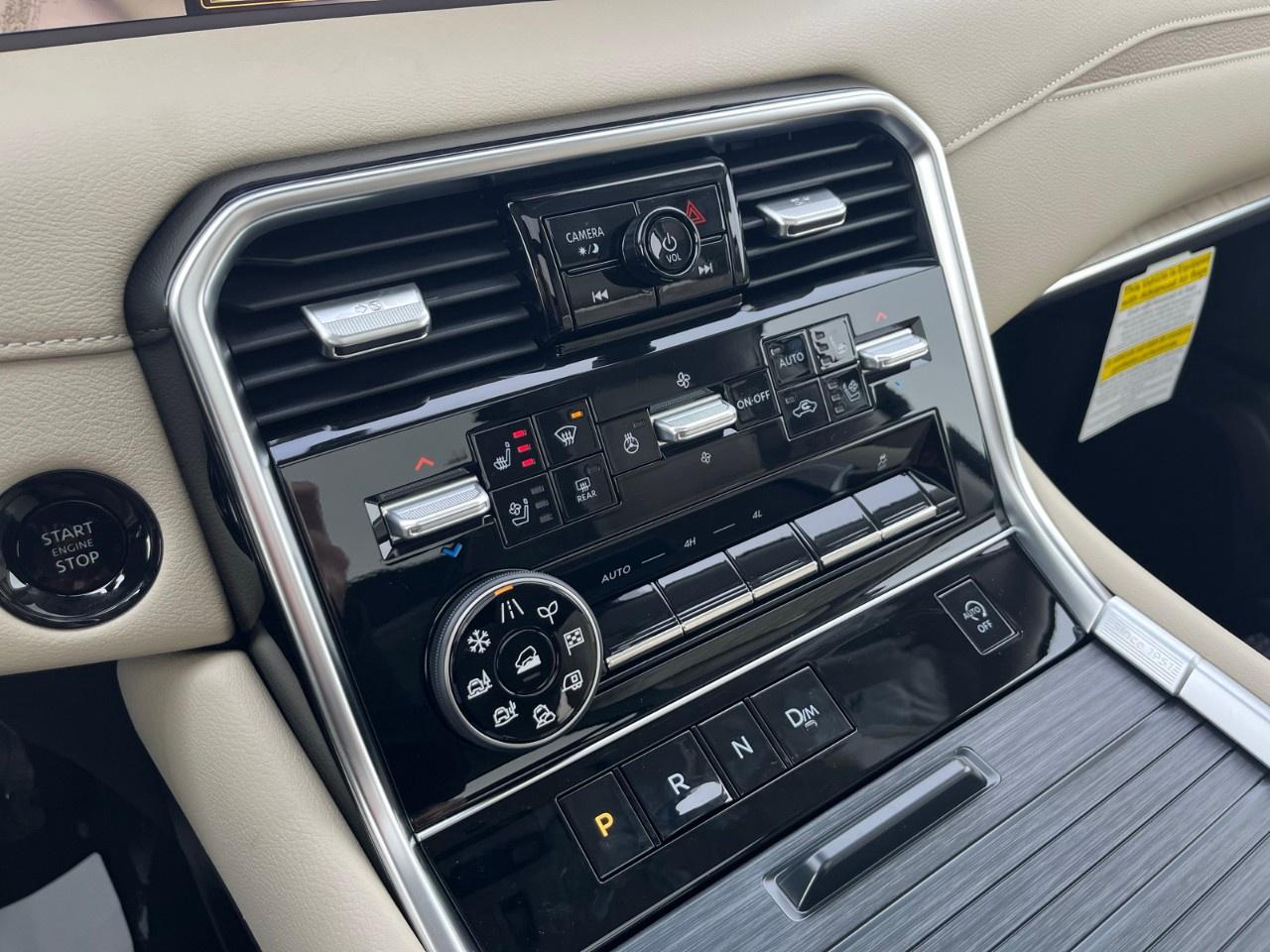 2026 Nissan Armada 4X4 PLATINUM Photo