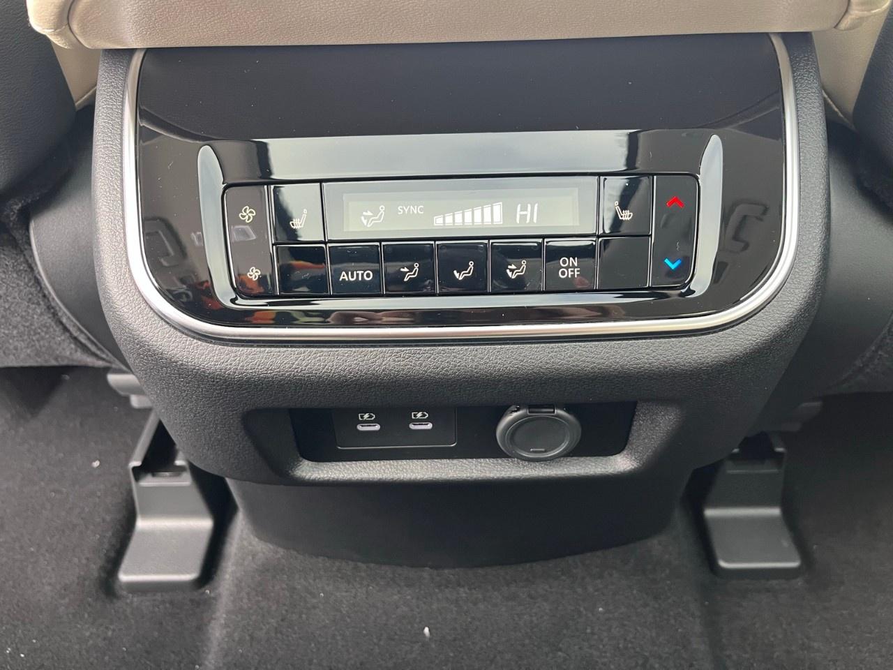 2026 Nissan Armada 4X4 PLATINUM Photo