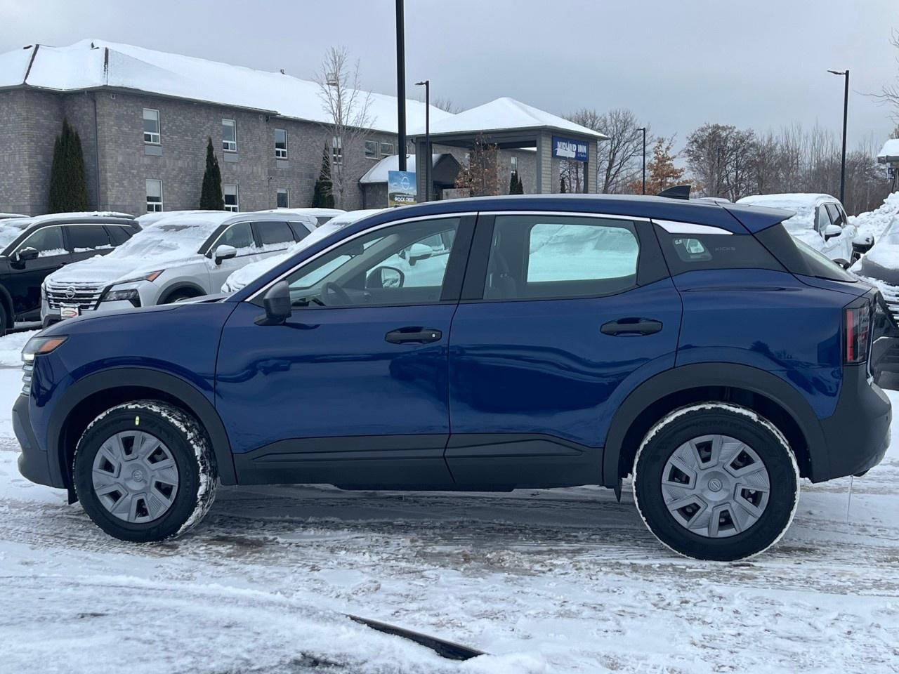 2026 Nissan Kicks S AWD Photo3