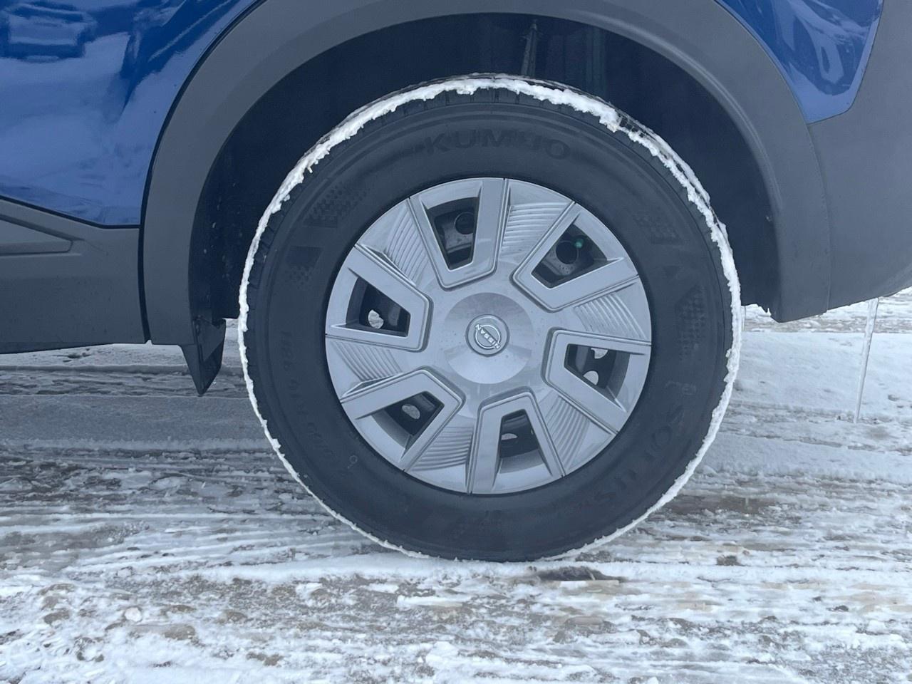 2026 Nissan Kicks S AWD Photo