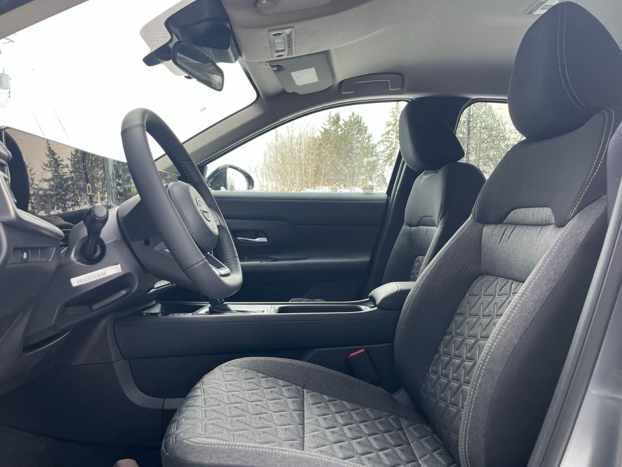 2026 Nissan Kicks SV AWD Photo