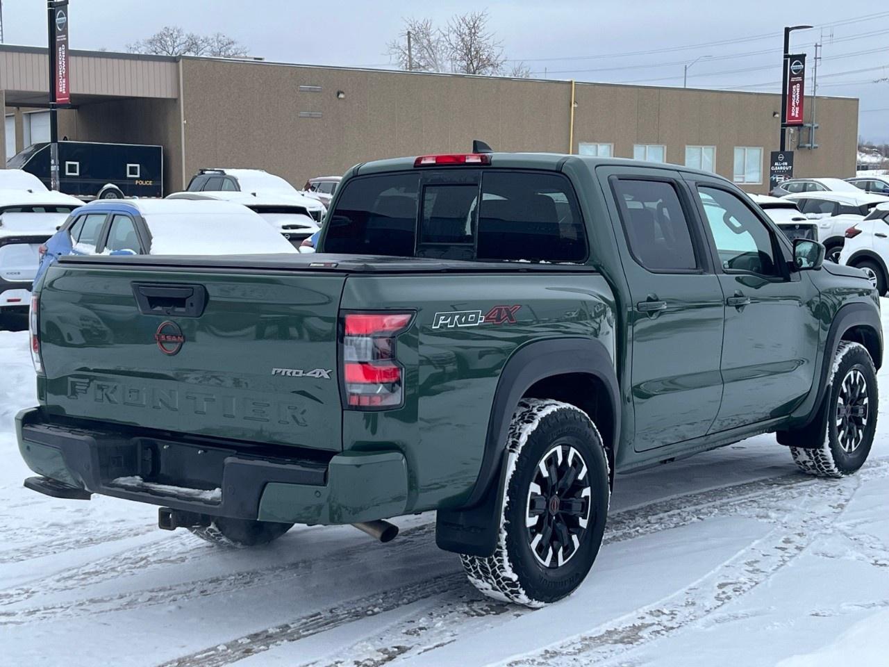 2022 Nissan Frontier Crew Cab 4x4 PRO-4X Auto Photo