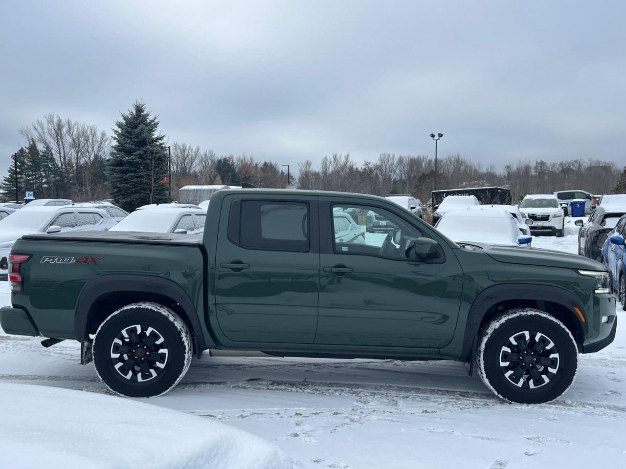 2022 Nissan Frontier Crew Cab 4x4 PRO-4X Auto Photo