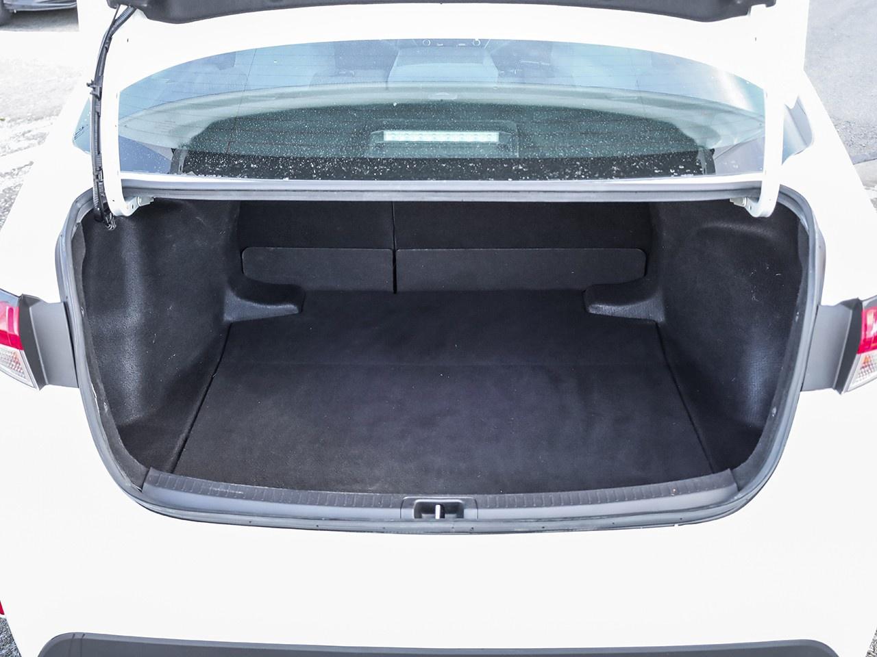 2021 Toyota Corolla L Photo